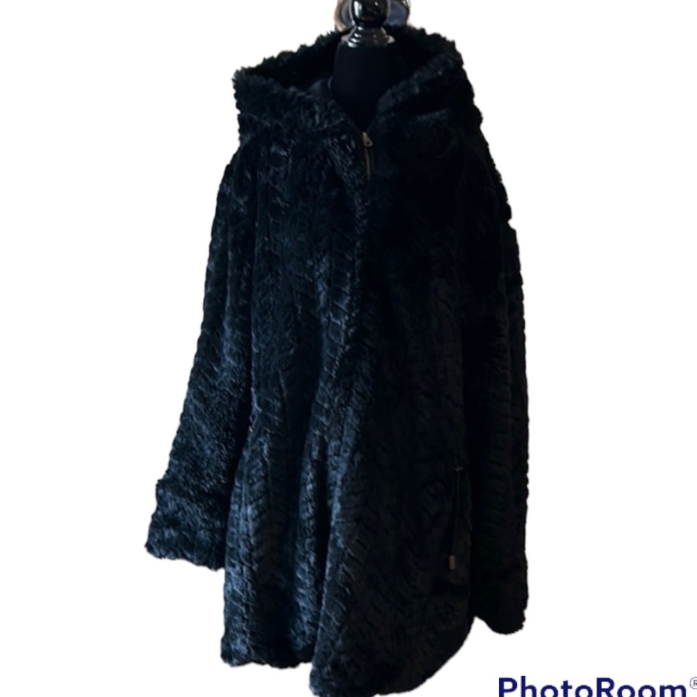 FAUX FUR black coat